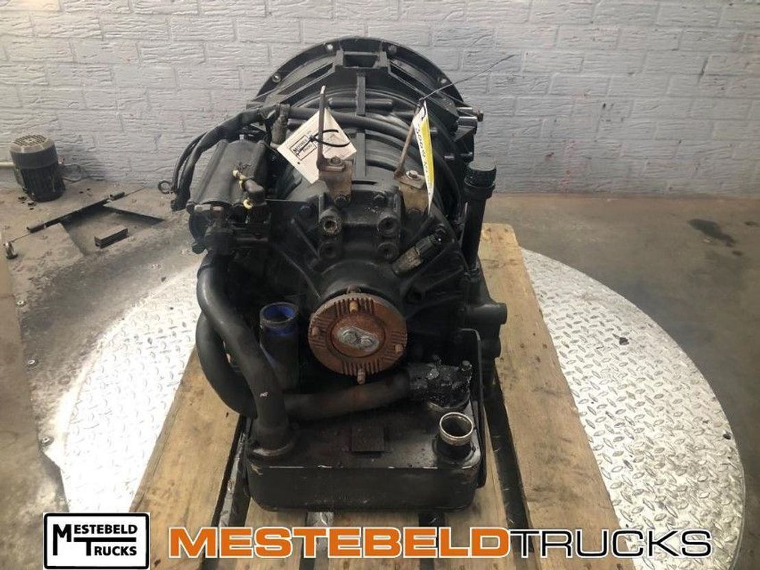 MAN Versnellingsbak 5HP 592C - Sebességváltó - Teherautó: 4 kép. MAN Versnellingsbak 5HP 592C - Sebességváltó - Teherautó: 4 kép.
