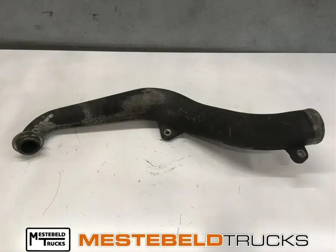 Mercedes-Benz Luchtinlaatpijp Atgeo - Légbeszívó cső - Teherautó: 1 kép. Mercedes-Benz Luchtinlaatpijp Atgeo - Légbeszívó cső - Teherautó: 1 kép.