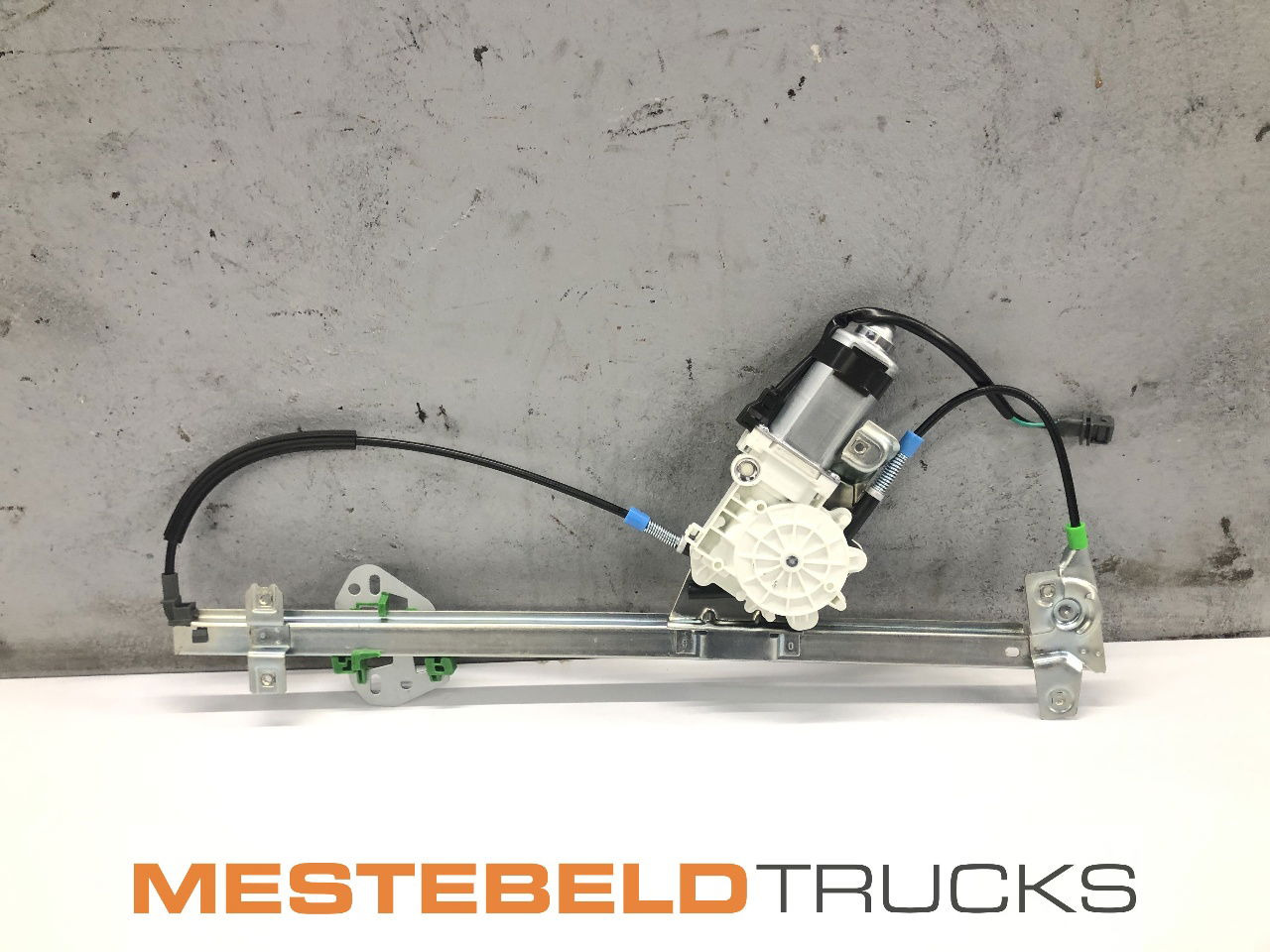 Mercedes-Benz Ruitenmechanisme links - Fülke és belső tér - Teherautó: 1 kép. Mercedes-Benz Ruitenmechanisme links - Fülke és belső tér - Teherautó: 1 kép.