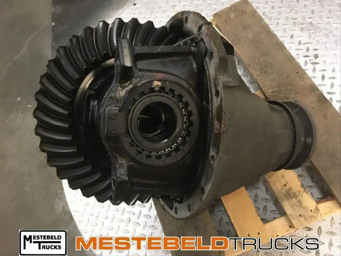 Renault D ifferentieel MS 17X 2,85-1 - Hátsó tengely - Teherautó: 1 kép. Renault D ifferentieel MS 17X 2,85-1 - Hátsó tengely - Teherautó: 1 kép.