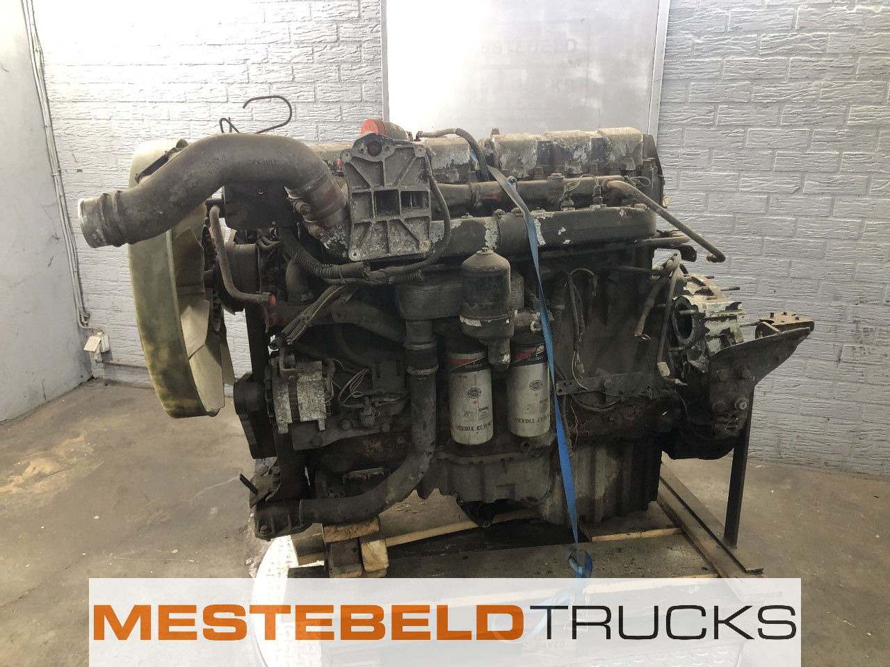 Renault E-tech 400 - Motor - Teherautó: 3 kép. Renault E-tech 400 - Motor - Teherautó: 3 kép.