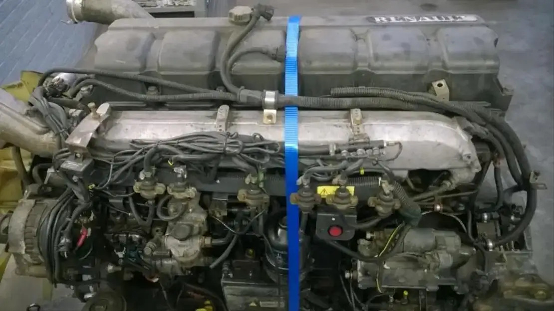 Renault Motor premium 420 DCI - Motor - Teherautó: 4 kép. Renault Motor premium 420 DCI - Motor - Teherautó: 4 kép.