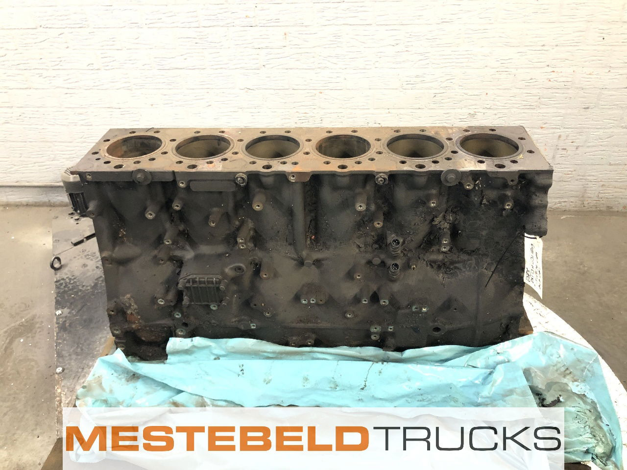 Renault Motorblok DXI 13 Magnum - Motor - Teherautó: 1 kép. Renault Motorblok DXI 13 Magnum - Motor - Teherautó: 1 kép.