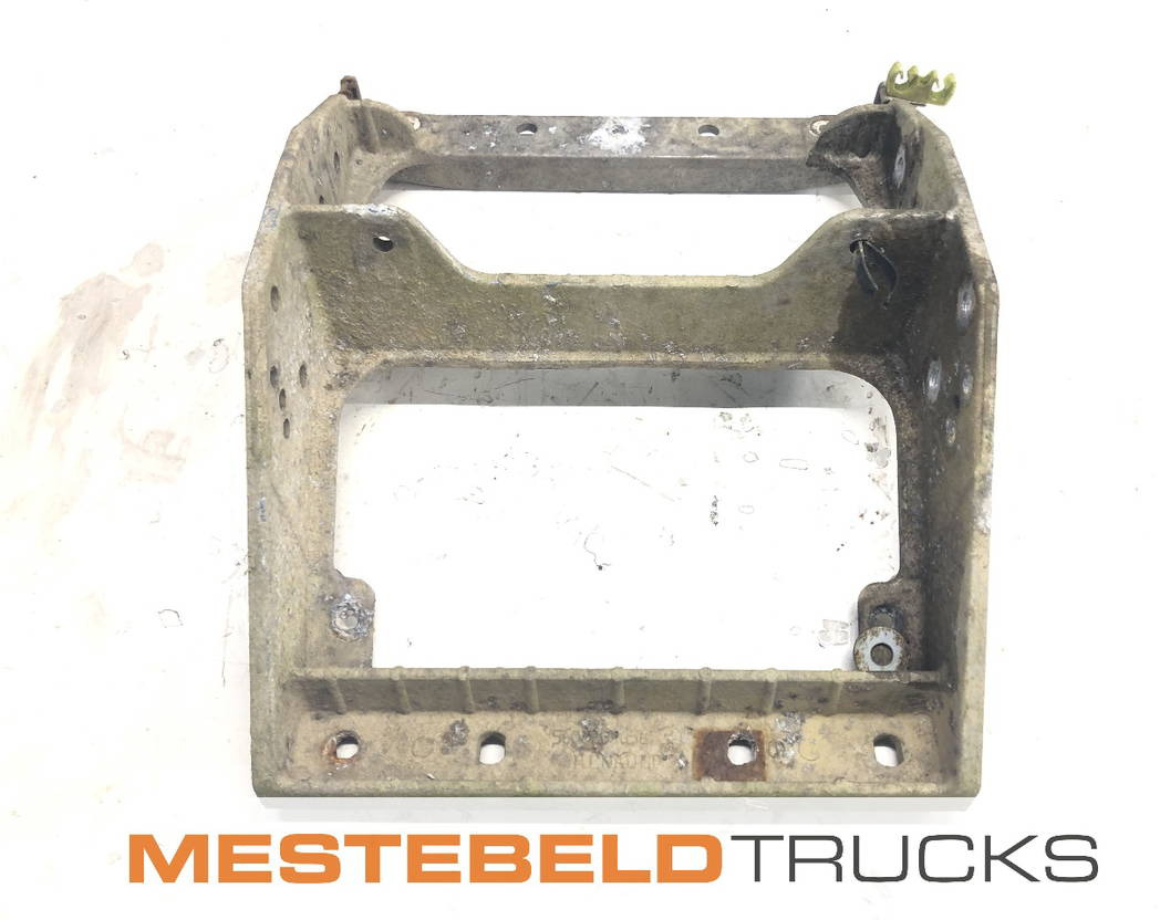 Renault Opstapsteun - Lépcső - Teherautó: 1 kép. Renault Opstapsteun - Lépcső - Teherautó: 1 kép.