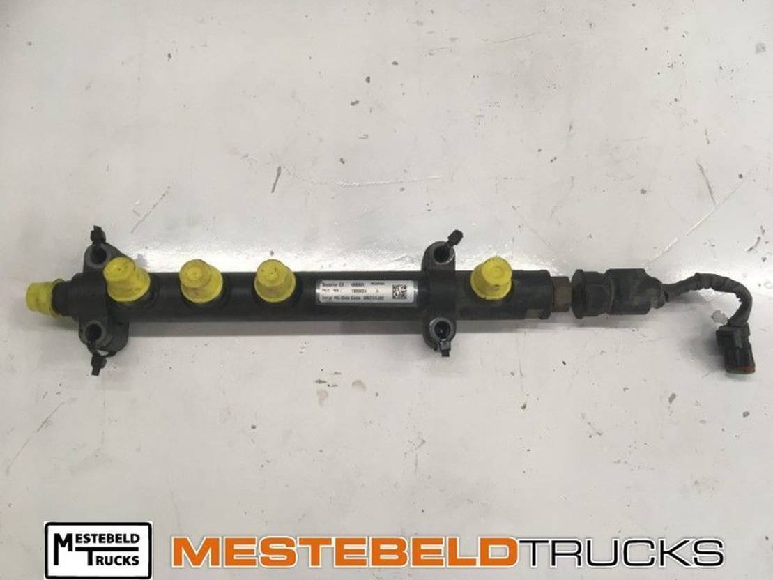 Scania Drukbuis links DC16 XPI - Üzemanyagrendszer - Kisteherautó: 1 kép. Scania Drukbuis links DC16 XPI - Üzemanyagrendszer - Kisteherautó: 1 kép.