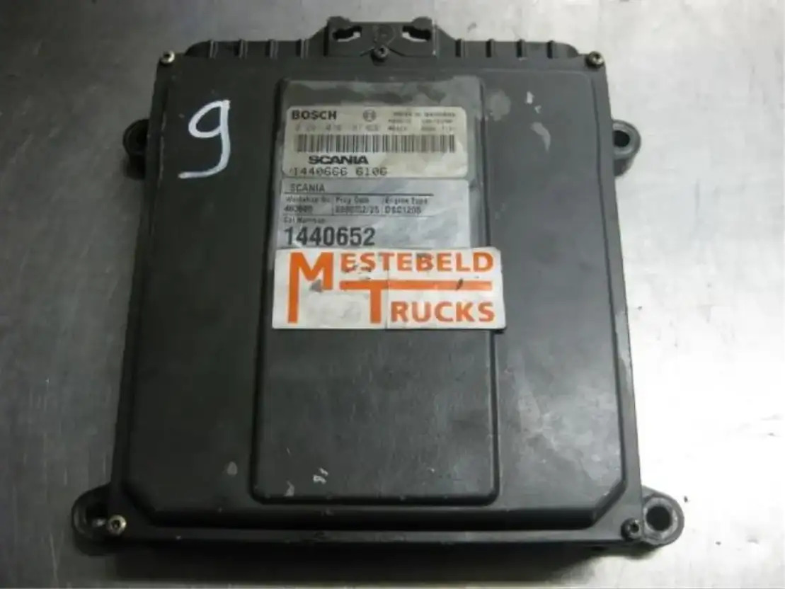 Scania R egeleenheid R-serie - Elektromos rendszer - Teherautó: 1 kép. Scania R egeleenheid R-serie - Elektromos rendszer - Teherautó: 1 kép.