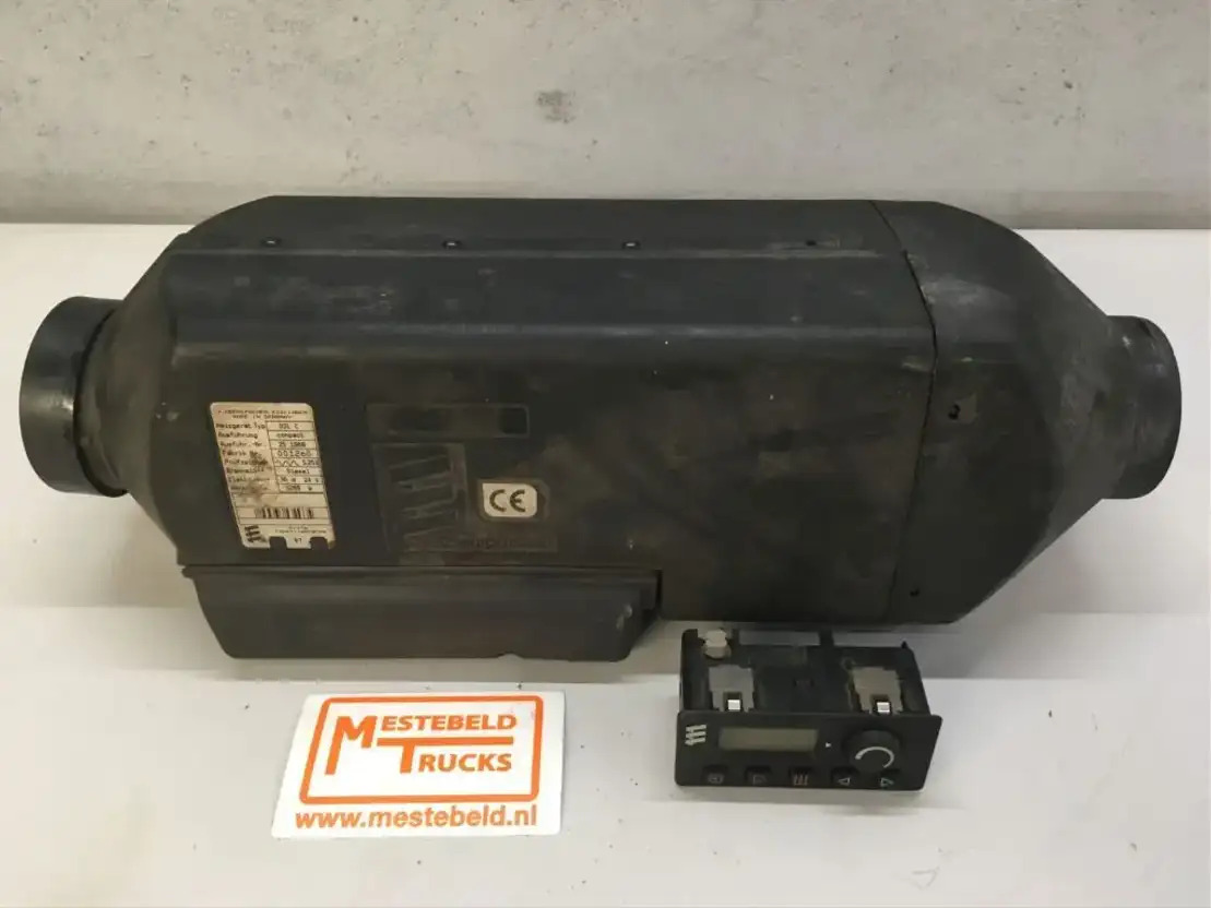 Scania S tandkachel D1L C - Fülke és belső tér - Teherautó: 1 kép. Scania S tandkachel D1L C - Fülke és belső tér - Teherautó: 1 kép.