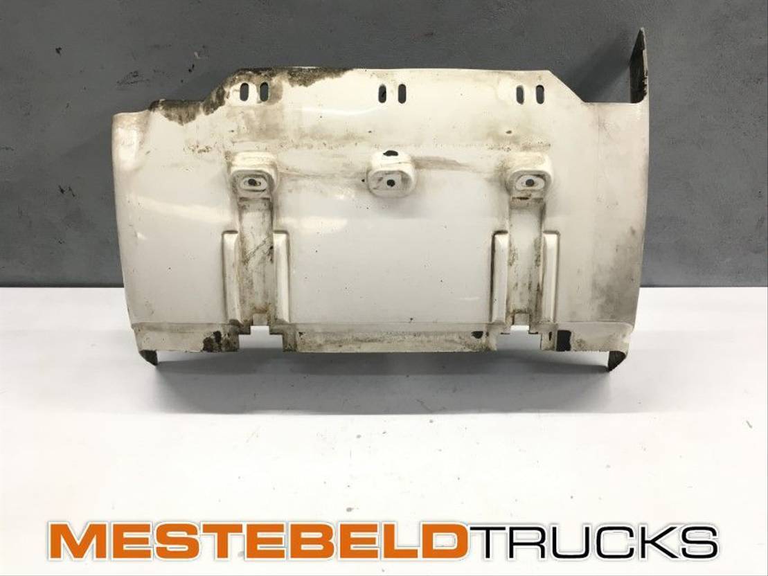 Scania Spatscherm linksachter rechtsvoor - Karosszéria és külső - Teherautó: 1 kép. Scania Spatscherm linksachter rechtsvoor - Karosszéria és külső - Teherautó: 1 kép.