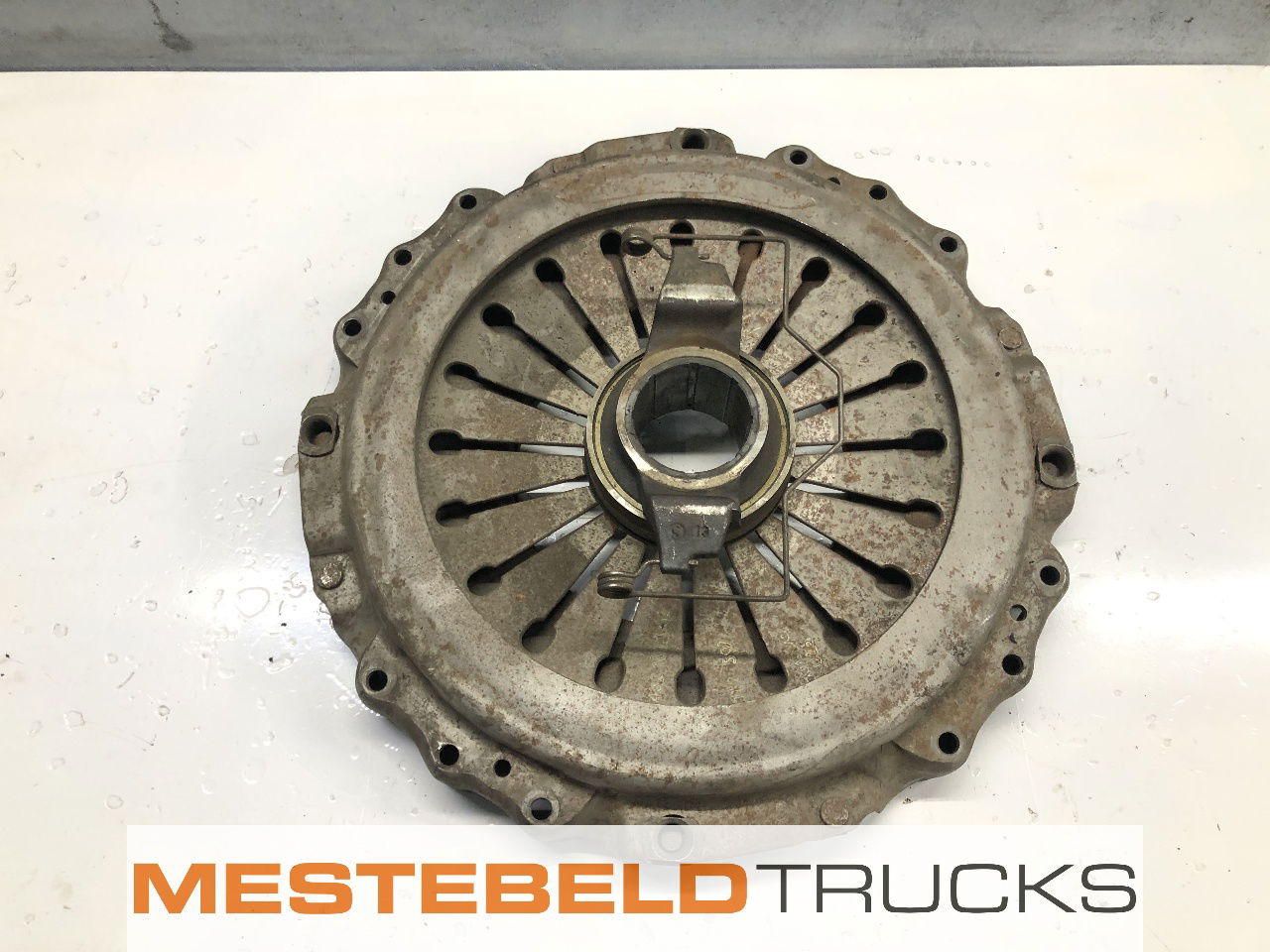 Volvo Drukgroep+Plaat FL 7 - Kuplung és alkatrészek - Teherautó: 1 kép. Volvo Drukgroep+Plaat FL 7 - Kuplung és alkatrészek - Teherautó: 1 kép.