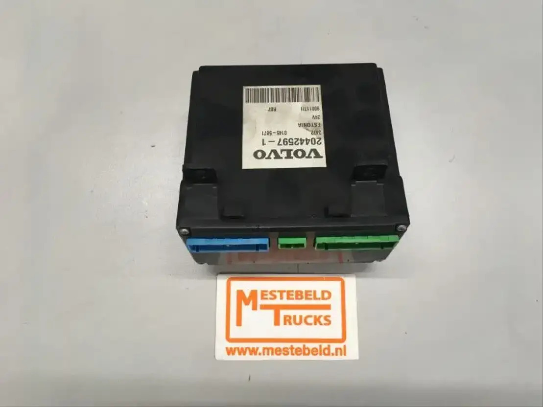 Volvo Stuurkast Vecu - Elektromos rendszer - Teherautó: 1 kép. Volvo Stuurkast Vecu - Elektromos rendszer - Teherautó: 1 kép.