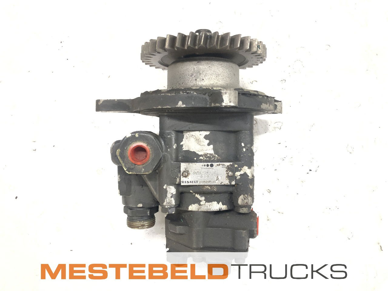 Volvo Tandempomp D13A FH - Motor - Teherautó: 1 kép. Volvo Tandempomp D13A FH - Motor - Teherautó: 1 kép.