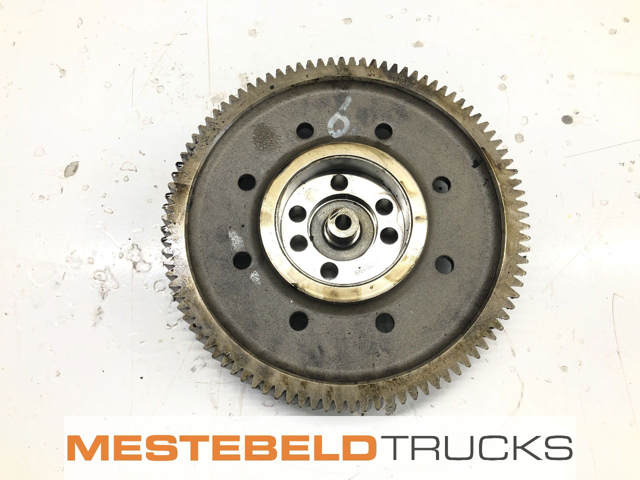 Volvo Tussentandwiel FH-serie - Motor - Teherautó: 1 kép. Volvo Tussentandwiel FH-serie - Motor - Teherautó: 1 kép.