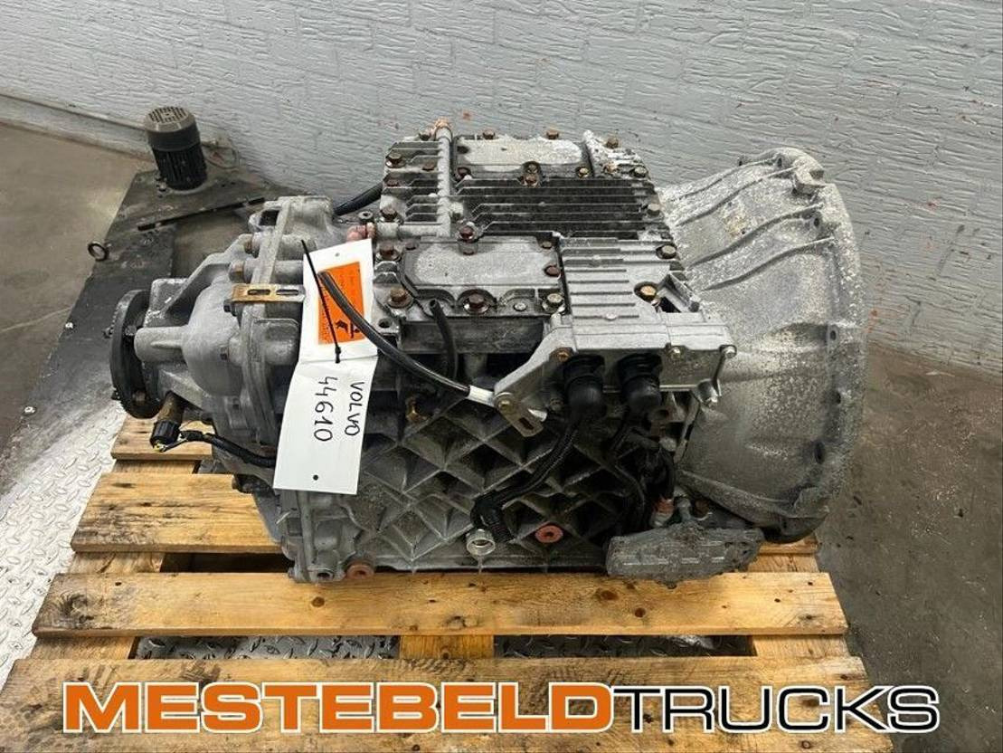 Volvo Versnellingsbak AT 2412 C - Sebességváltó - Teherautó: 2 kép. Volvo Versnellingsbak AT 2412 C - Sebességváltó - Teherautó: 2 kép.