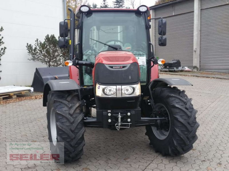 Case IH Farmall 65 A - Traktor: 2 kép. Case IH Farmall 65 A - Traktor: 2 kép.