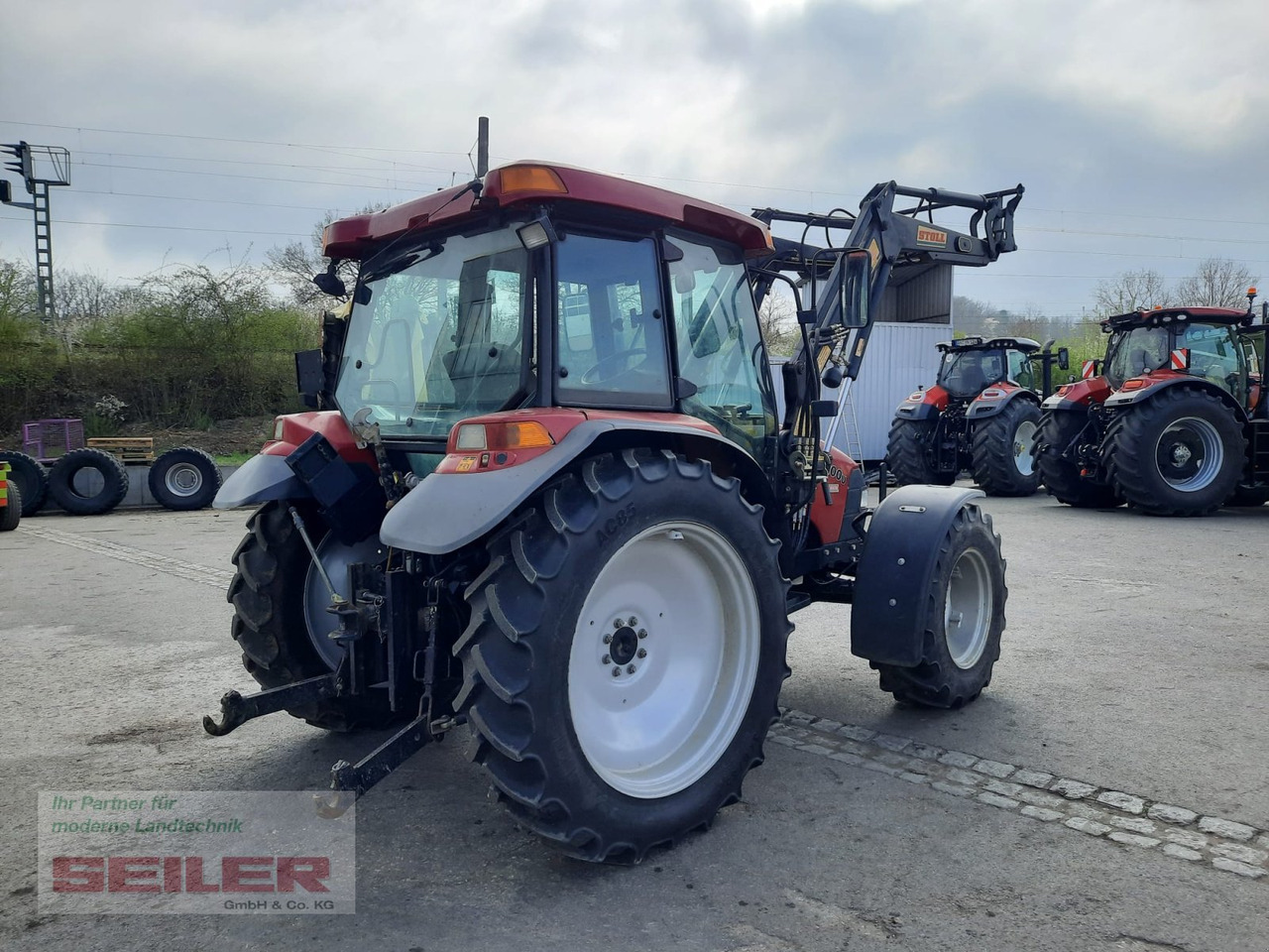 Case IH JX 100 U - Traktor: 4 kép. Case IH JX 100 U - Traktor: 4 kép.