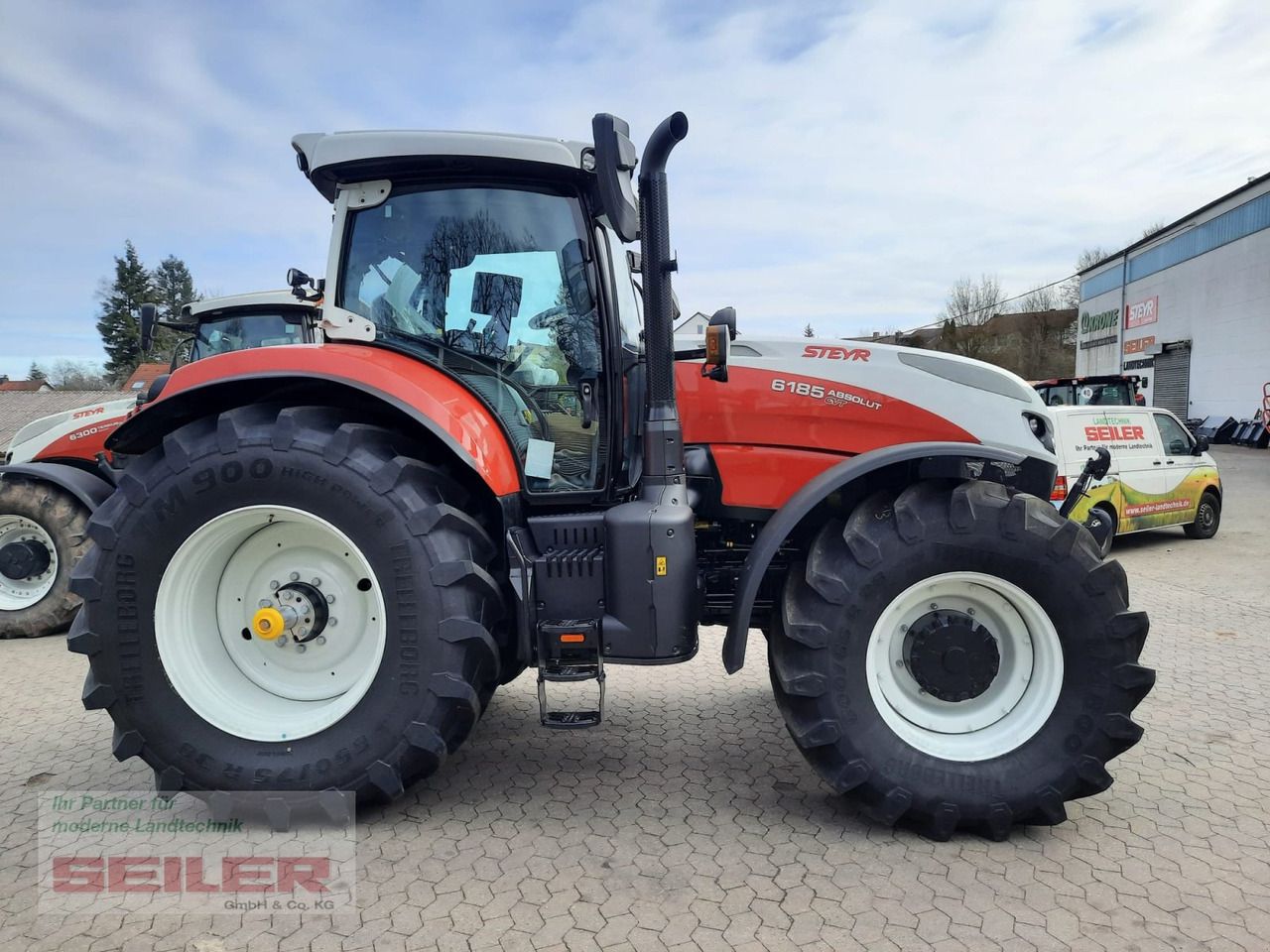 Steyr Absolut 6185 CVT - Traktor: 4 kép. Steyr Absolut 6185 CVT - Traktor: 4 kép.
