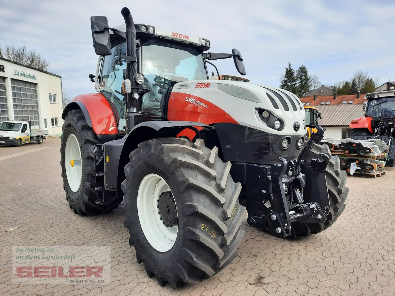 Steyr Absolut 6185 CVT - Traktor: 3 kép. Steyr Absolut 6185 CVT - Traktor: 3 kép.