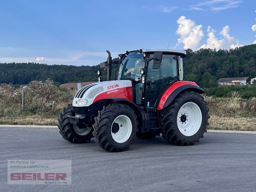 Steyr Kompakt 4075 HILO - Traktor: 1 kép. Steyr Kompakt 4075 HILO - Traktor: 1 kép.