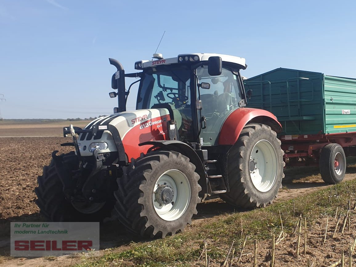 Steyr Profi 4130 CVT + Frontlader Q56 - Traktor: 1 kép. Steyr Profi 4130 CVT + Frontlader Q56 - Traktor: 1 kép.