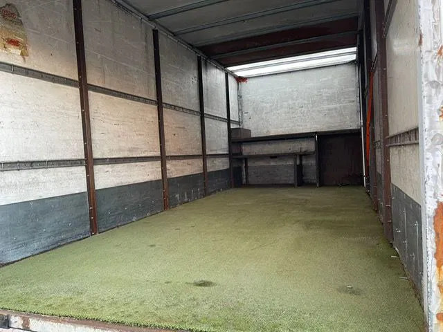 Mercedes-Benz Atego 818 EURO 3 Full Steel Manual Gear-box NL-Truck - Dobozos felépítményű teherautó: 5 kép. Mercedes-Benz Atego 818 EURO 3 Full Steel Manual Gear-box NL-Truck - Dobozos felépítményű teherautó: 5 kép.