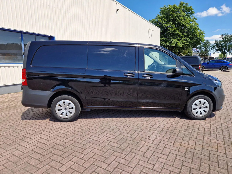 Mercedes-Benz Vito 110 CDI e6 Lang Airco Cruise control Bj: 10-2021 1e eigenaar - Kis furgon: 2 kép. Mercedes-Benz Vito 110 CDI e6 Lang Airco Cruise control Bj: 10-2021 1e eigenaar - Kis furgon: 2 kép.