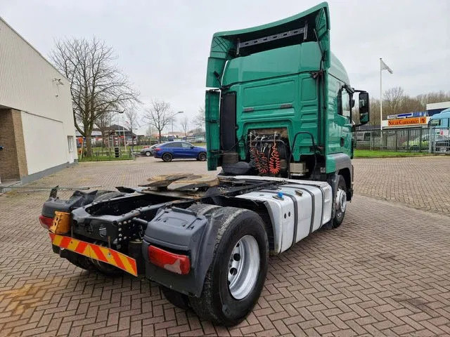 MAN TGS 18.480 Euro 5 Retarder 2-Tanks - Nyergesvontató: 3 kép. MAN TGS 18.480 Euro 5 Retarder 2-Tanks - Nyergesvontató: 3 kép.