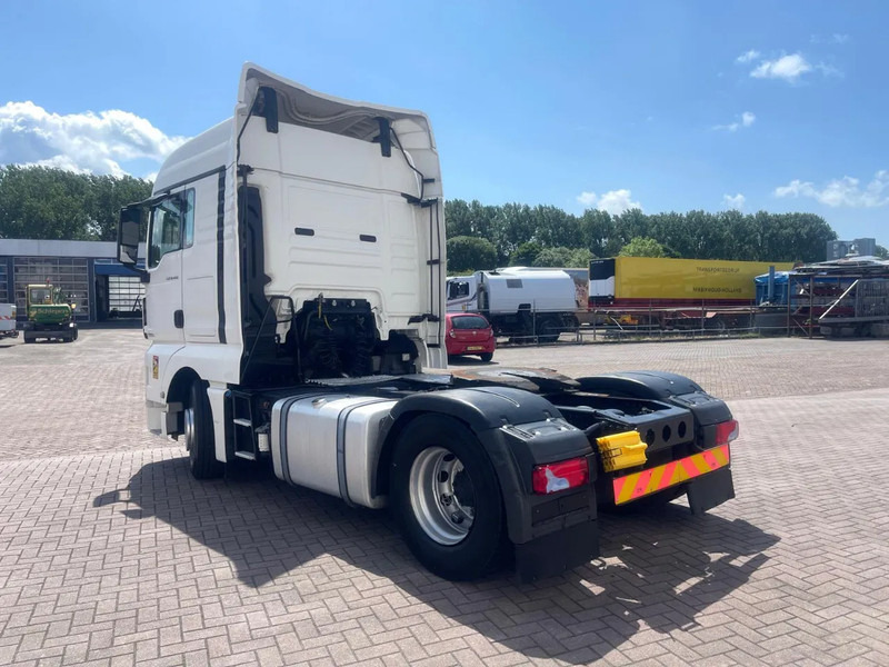 MAN TGX 18.460 Euro 6 Retarder 2x Tanks - Nyergesvontató: 5 kép. MAN TGX 18.460 Euro 6 Retarder 2x Tanks - Nyergesvontató: 5 kép.