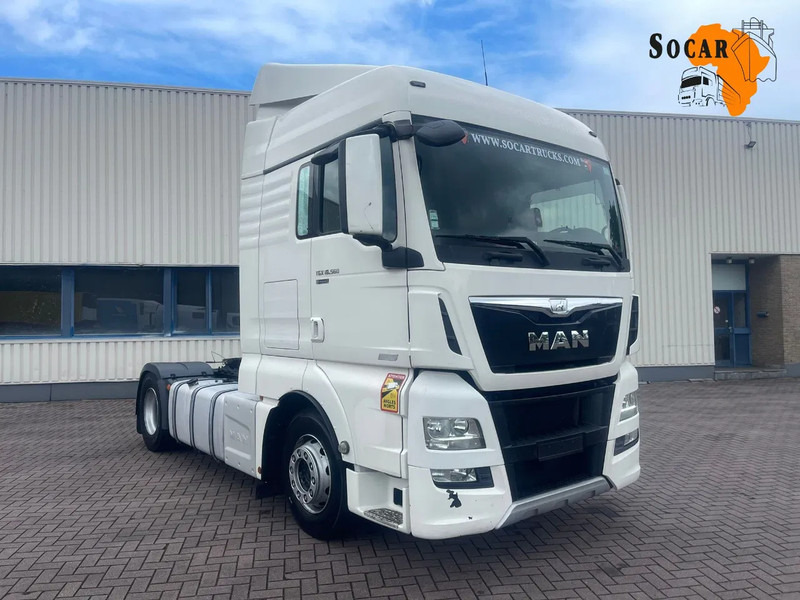 MAN TGX 18.560 Euro 6 Retarder 2Tank - Nyergesvontató: 1 kép. MAN TGX 18.560 Euro 6 Retarder 2Tank - Nyergesvontató: 1 kép.