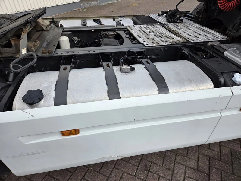 Renault Premium 450 Automatic Euro 5 NL-Truck Tuv 1-2026 - Nyergesvontató: 4 kép. Renault Premium 450 Automatic Euro 5 NL-Truck Tuv 1-2026 - Nyergesvontató: 4 kép.