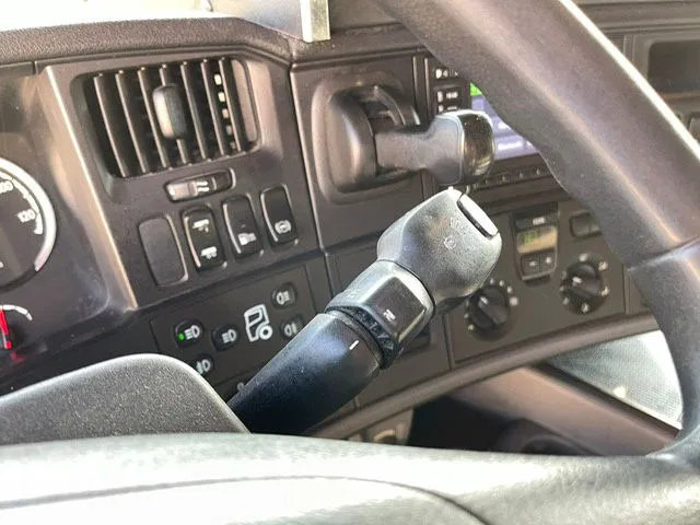 Nyergesvontató Scania R450 Retarder NL Truck PTO: 18 kép.