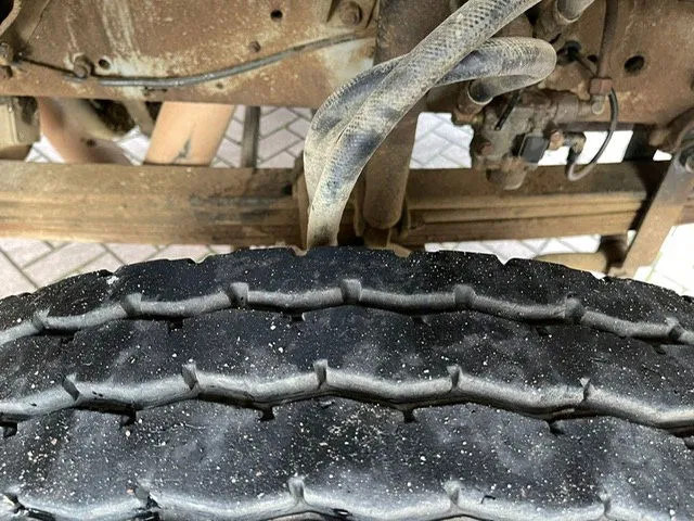 Scania 113H 380 6x4 Tipper - Billenőplatós teherautó: 3 kép. Scania 113H 380 6x4 Tipper - Billenőplatós teherautó: 3 kép.