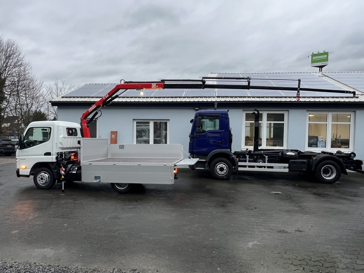 Új Platós teherautó, Darus autó FUSO 3S15 Alu Pritsche 2.80m Ladekran Funk! sofort ve: 8 kép.