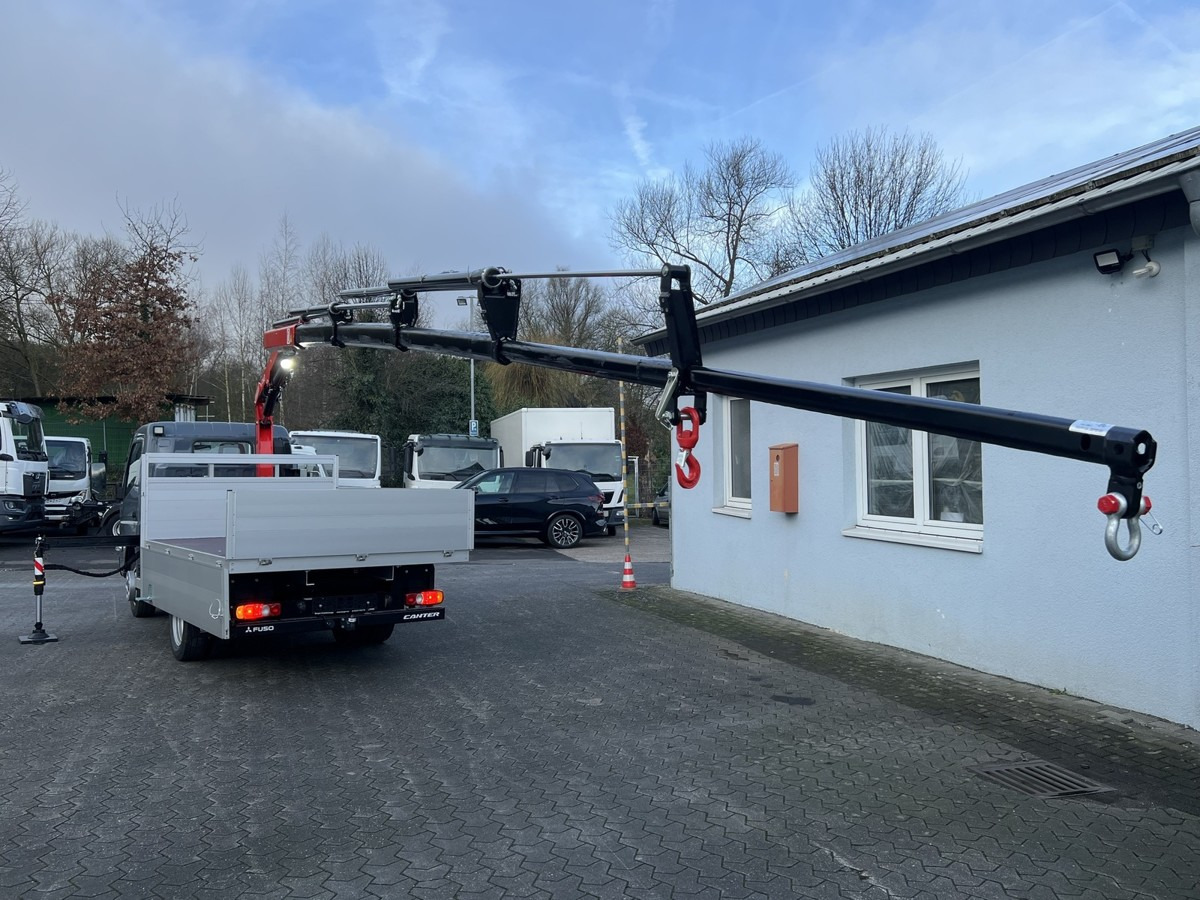 FUSO 6S15 Pritsche 3.0m Kran 4xhydr. Funk! - Platós kisteherautó: 4 kép. FUSO 6S15 Pritsche 3.0m Kran 4xhydr. Funk! - Platós kisteherautó: 4 kép.