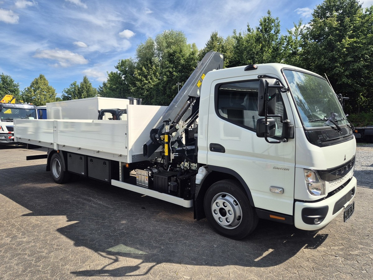 FUSO FUSO 9C18 Canter Alu Pritsche 5.5m Kran 3x hydr. - Platós kisteherautó: 1 kép. FUSO FUSO 9C18 Canter Alu Pritsche 5.5m Kran 3x hydr. - Platós kisteherautó: 1 kép.