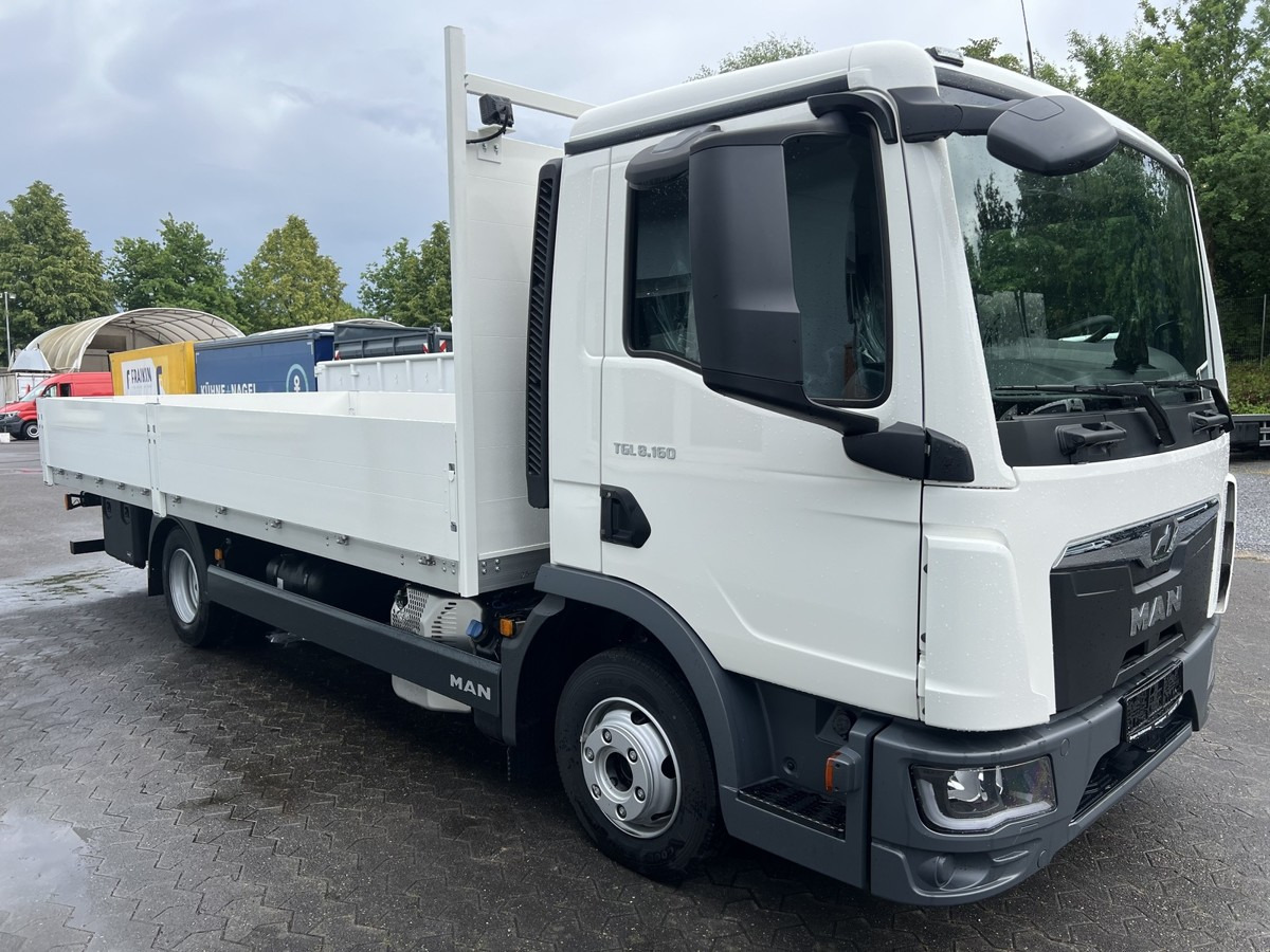 MAN TGL 8.160 BL NEU Alu Pritsche 5.5m - Platós kisteherautó: 4 kép. MAN TGL 8.160 BL NEU Alu Pritsche 5.5m - Platós kisteherautó: 4 kép.