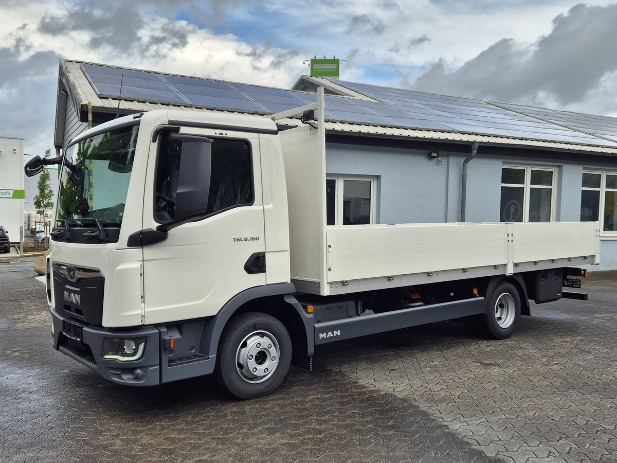 MAN TGL 8.160 BL NEU Alu Pritsche 5.5m - Platós kisteherautó: 1 kép. MAN TGL 8.160 BL NEU Alu Pritsche 5.5m - Platós kisteherautó: 1 kép.