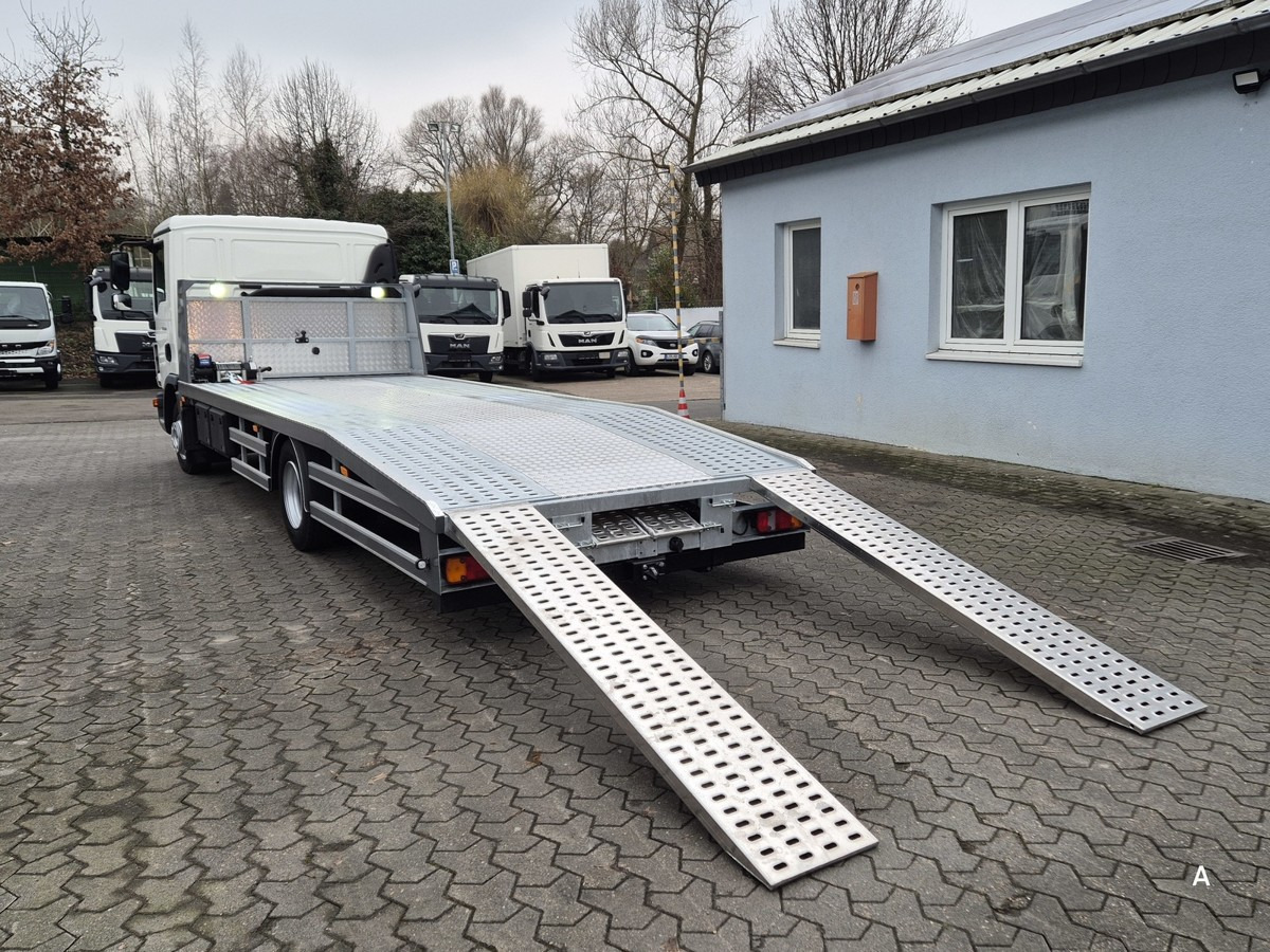 MAN TGL 8.190 BL Autotransporter 78tkm GG8.5t - Autószállító teherautó: 4 kép. MAN TGL 8.190 BL Autotransporter 78tkm GG8.5t - Autószállító teherautó: 4 kép.