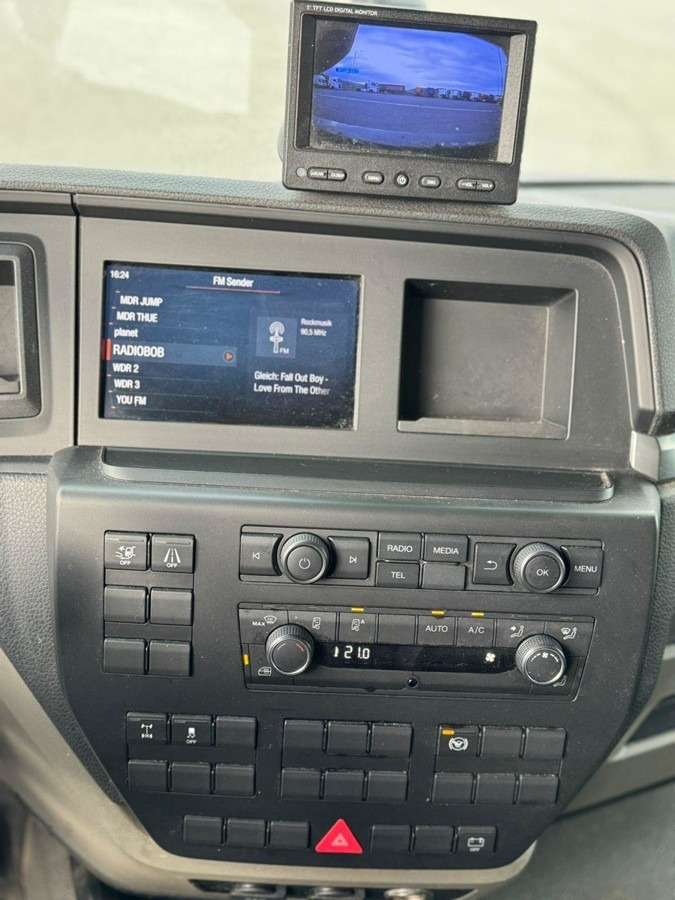 MAN TGM 15.290 BL Tipmatic Abrollkipper Mod.2021 - Horgos rakodó teherautó: 3 kép. MAN TGM 15.290 BL Tipmatic Abrollkipper Mod.2021 - Horgos rakodó teherautó: 3 kép.