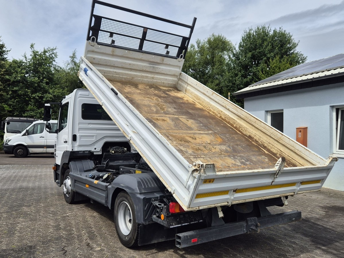 MERCEDES-BENZ Atego 823 3-Seiten Kipper Meiller AHK - Billenőplatós kisteherautó: 3 kép. MERCEDES-BENZ Atego 823 3-Seiten Kipper Meiller AHK - Billenőplatós kisteherautó: 3 kép.