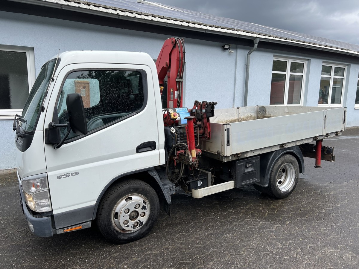 MITSUBISHI Canter 5S13 m. Ladekran Ferrari 530 3xhydr1xmech - Horgos rakodó teherautó, Darus autó: 3 kép. MITSUBISHI Canter 5S13 m. Ladekran Ferrari 530 3xhydr1xmech - Horgos rakodó teherautó, Darus autó: 3 kép.