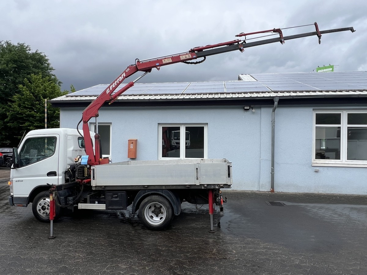 MITSUBISHI Canter 5S13 m. Ladekran Ferrari 530 3xhydr1xmech - Horgos rakodó teherautó, Darus autó: 1 kép. MITSUBISHI Canter 5S13 m. Ladekran Ferrari 530 3xhydr1xmech - Horgos rakodó teherautó, Darus autó: 1 kép.