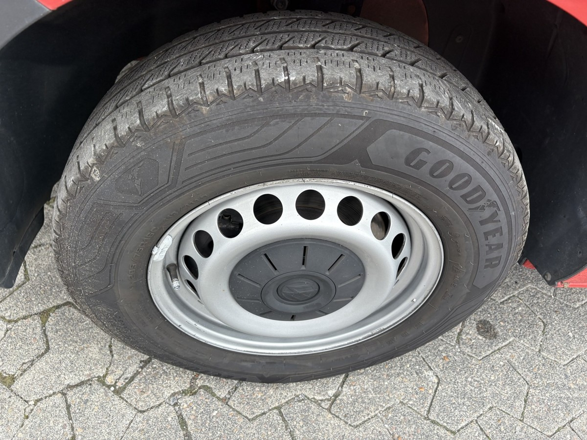 Furgon VW Crafter 35 Maxi L4H3 1Hand PDC: 8 kép.