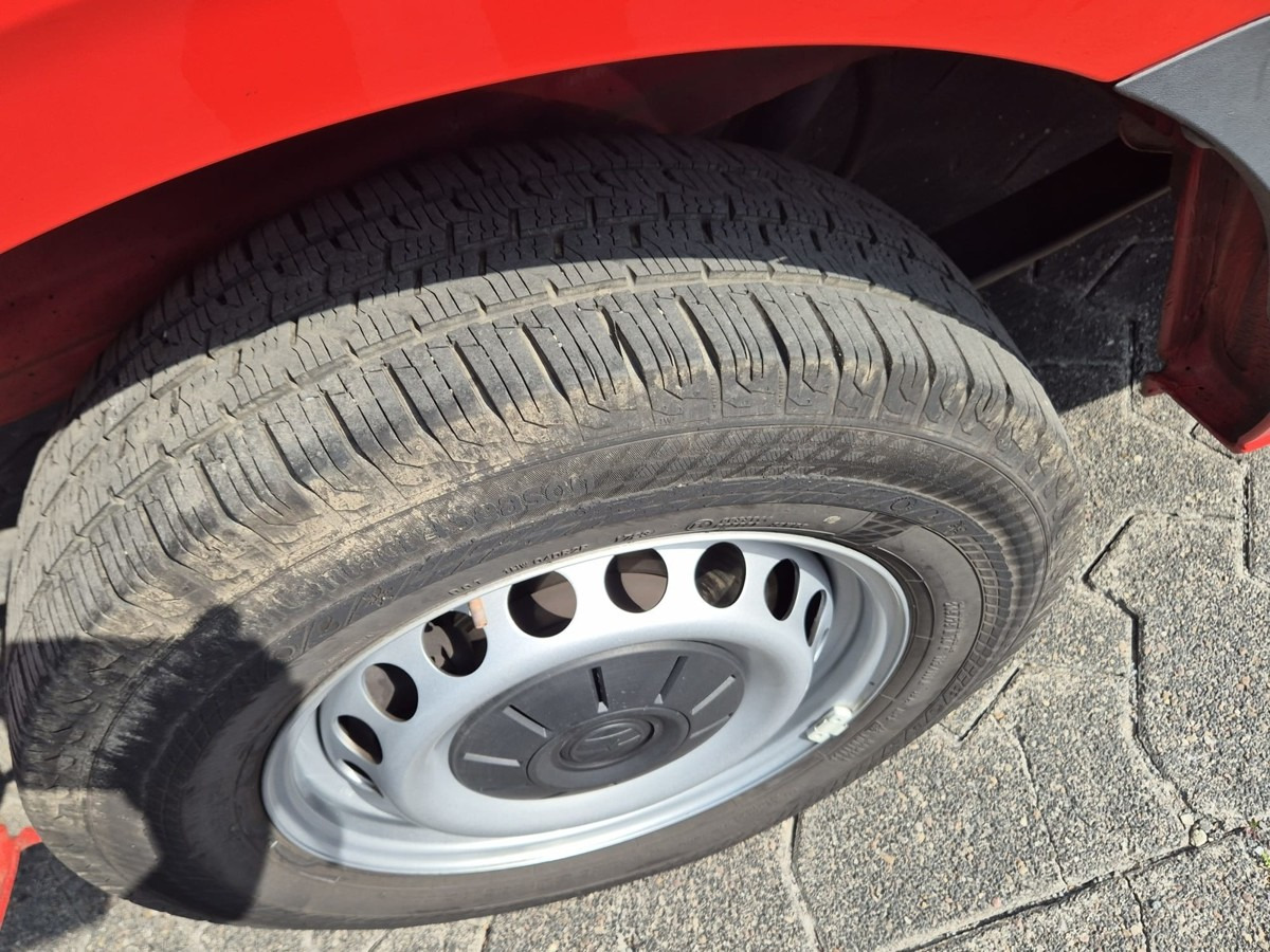 VW Crafter 35 Maxi L4H3 1Hand PDC sofort verfügbar! - Furgon: 5 kép. VW Crafter 35 Maxi L4H3 1Hand PDC sofort verfügbar! - Furgon: 5 kép.