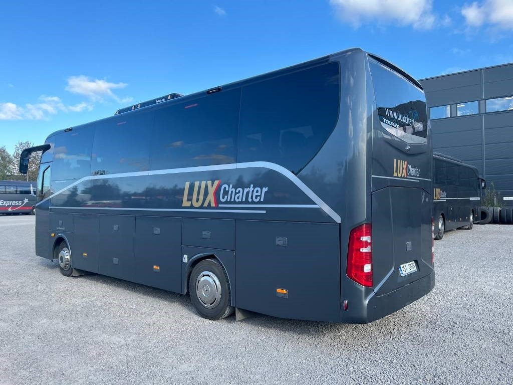 Mercedes-Benz ERDUMAN TOURER - Távolsági busz: 3 kép. Mercedes-Benz ERDUMAN TOURER - Távolsági busz: 3 kép.