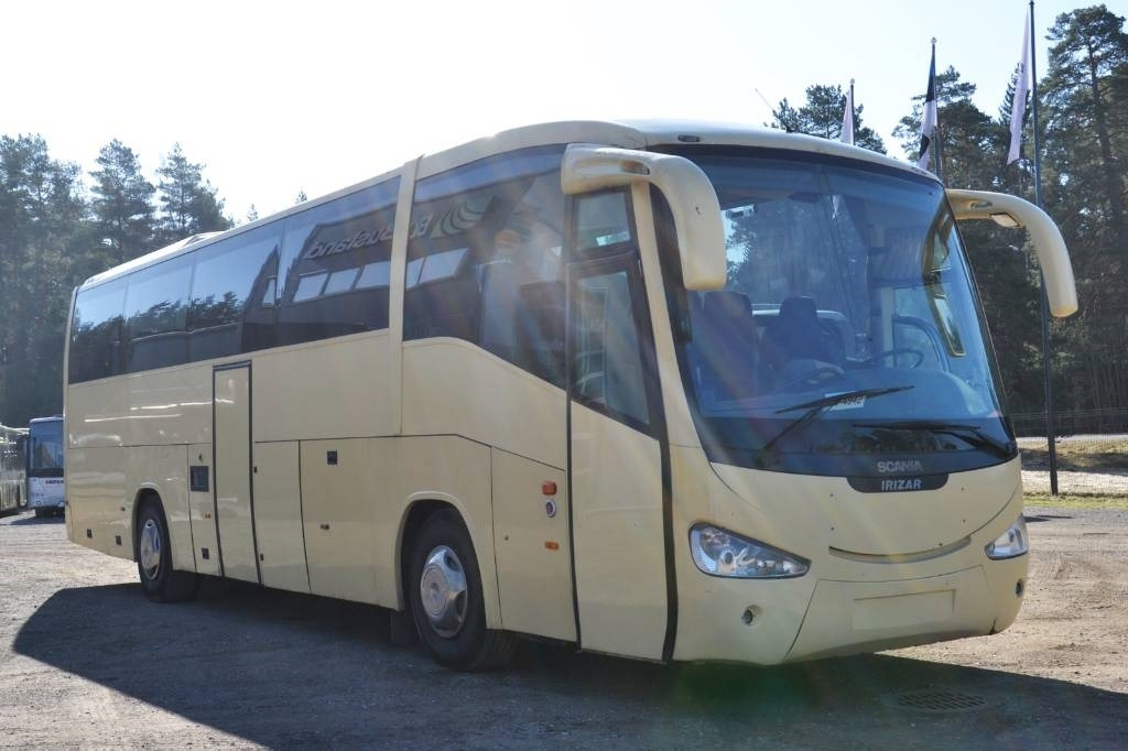 Scania Irizar - Távolsági busz: 2 kép. Scania Irizar - Távolsági busz: 2 kép.