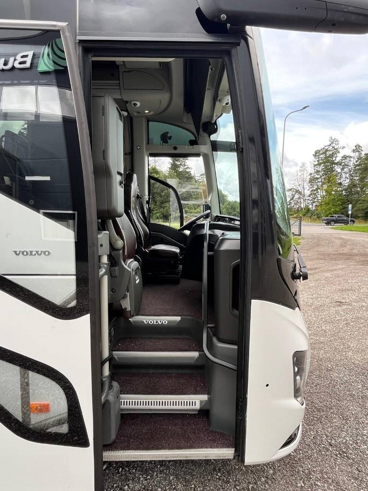 Volvo 9700 - Távolsági busz: 5 kép. Volvo 9700 - Távolsági busz: 5 kép.