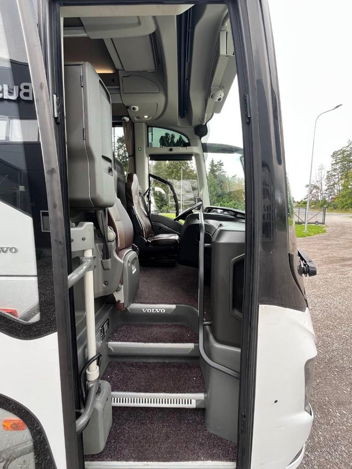 Volvo 9700 - Távolsági busz: 5 kép. Volvo 9700 - Távolsági busz: 5 kép.