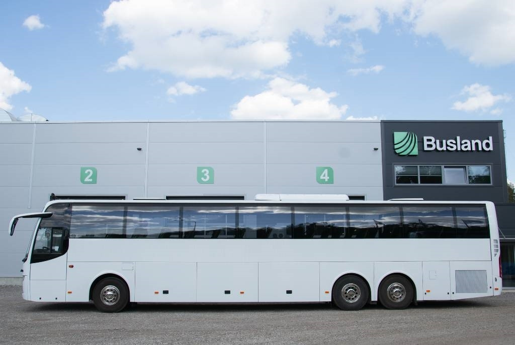 Volvo 9700H B11R - Távolsági busz: 3 kép. Volvo 9700H B11R - Távolsági busz: 3 kép.