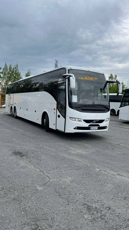 Volvo 9700HD B11R - Távolsági busz: 2 kép. Volvo 9700HD B11R - Távolsági busz: 2 kép.