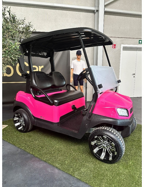 Club Car Tempo Pink with new battery pack - Golfkocsi: 2 kép. Club Car Tempo Pink with new battery pack - Golfkocsi: 2 kép.